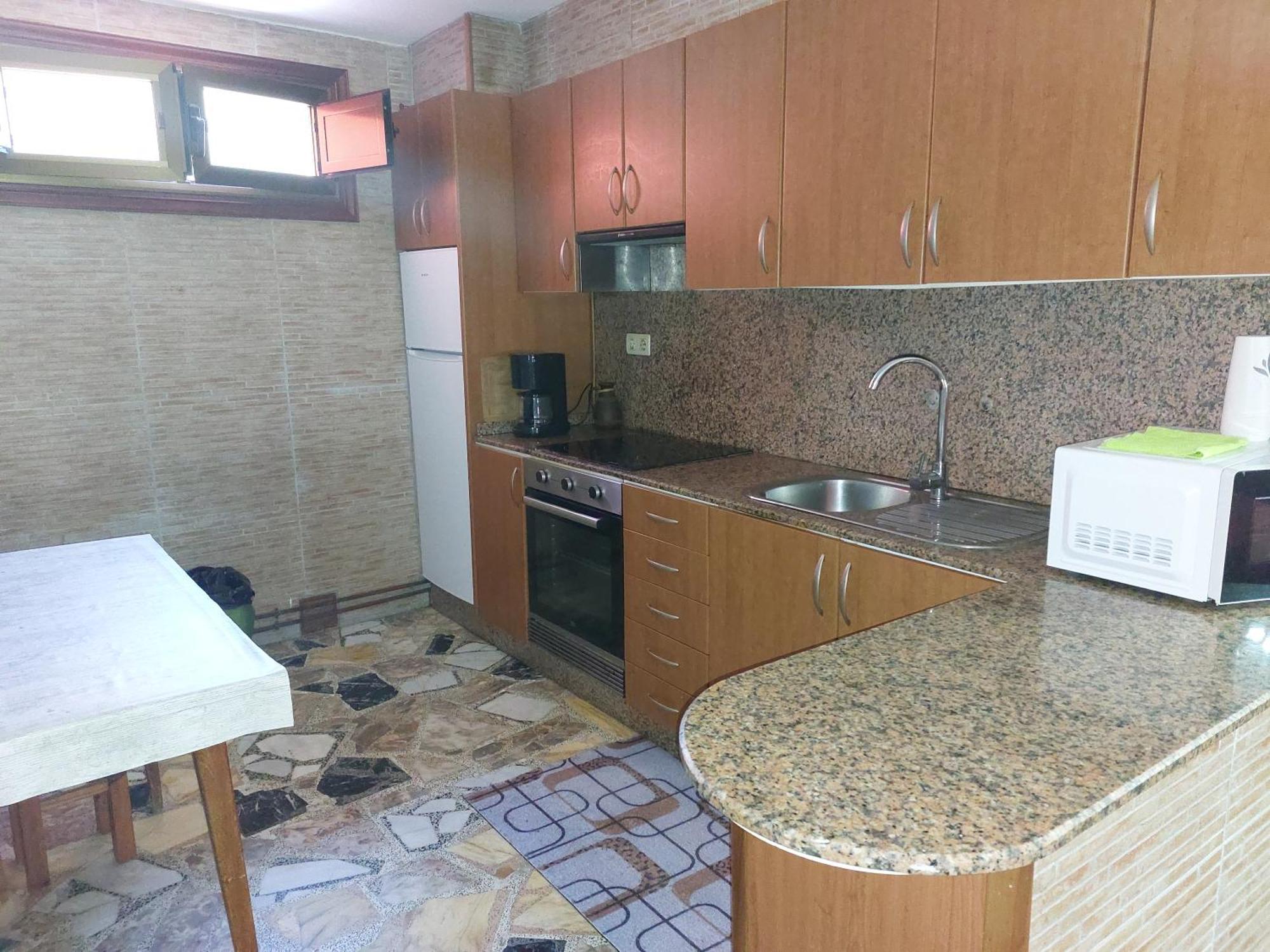 Casa Con Piscina Al Lado Del Mar En Viladesuso